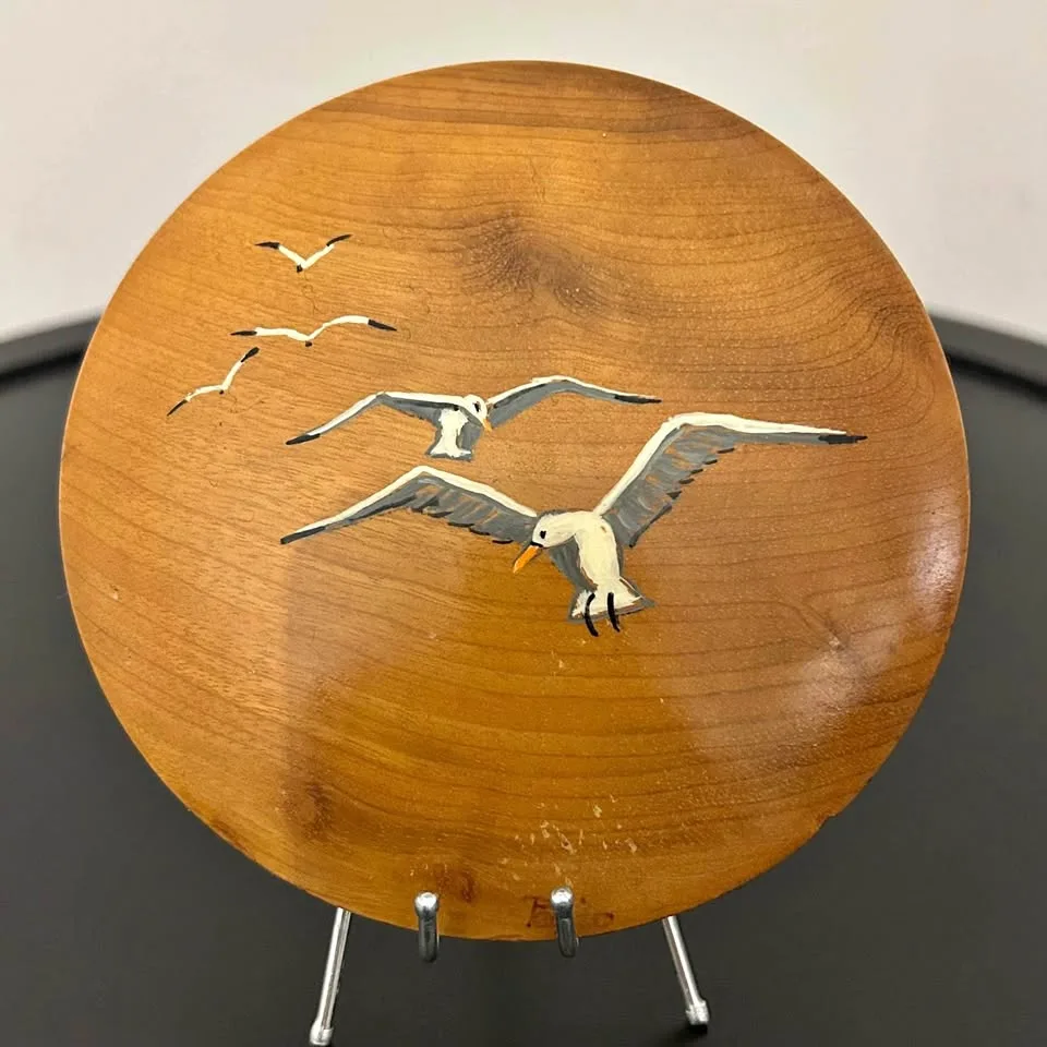 Vintage Myrtlewood Plate - Hand-Painted Seagulls, Oregon thumbnail