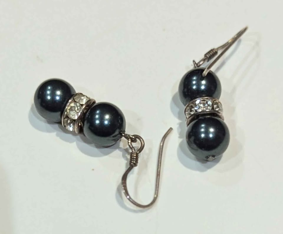 2-Pair Vintage Earrings: 925 Black Pearl & Crystal - photo 5