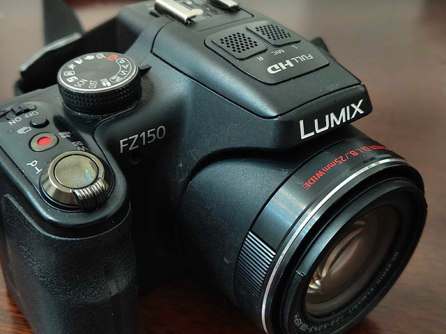 Panasonic Lumix Camera Leica SuperZoom 24X Full HD FZ150 - photo 3