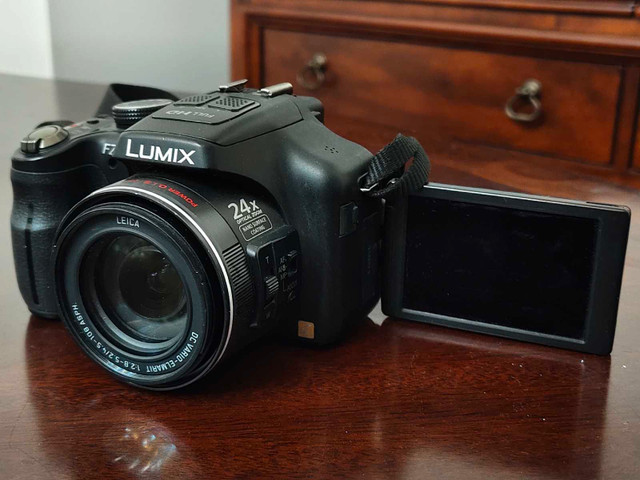 Panasonic Lumix Camera Leica SuperZoom 24X Full HD FZ150 - photo 4