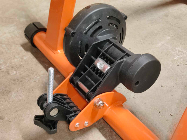 Magnetic Resistance Cycling Bicycle Trainer - photo 5