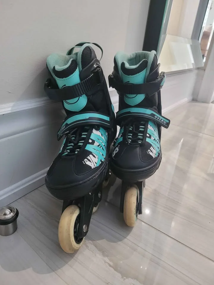 Roller Blades Adjustable Ultra Wheels (Size 9–11) – Turquoise image indicator(3)