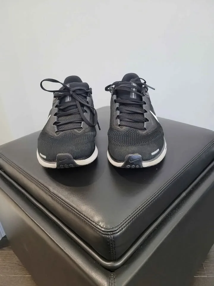 Nike Pegasus 41 Running Shoes – Size 9.5 (Black & White) image indicator(2)