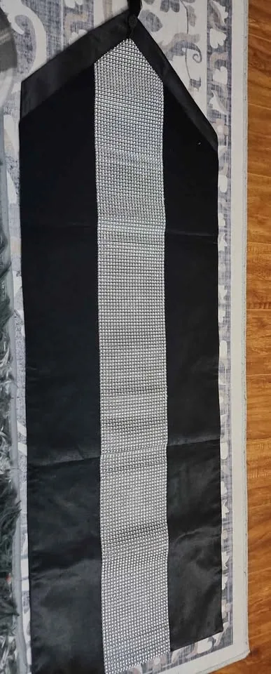 ✨ Modern Velvet Table Runner with Shiny Diamond Decor – $10✨ image indicator(2)