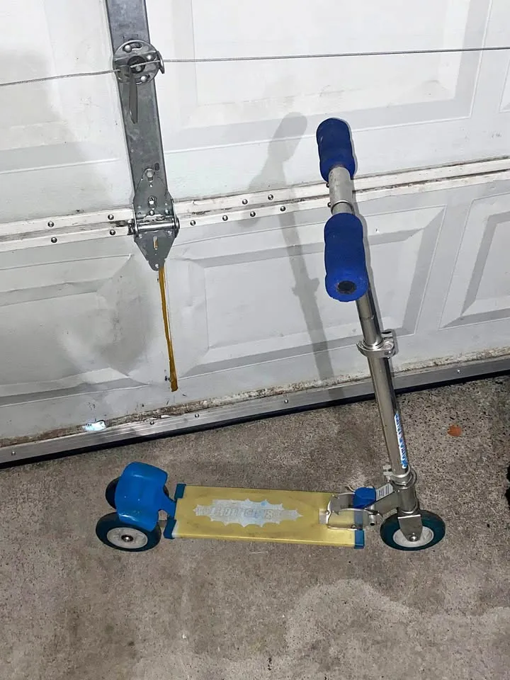 Kids scooter thumbnail