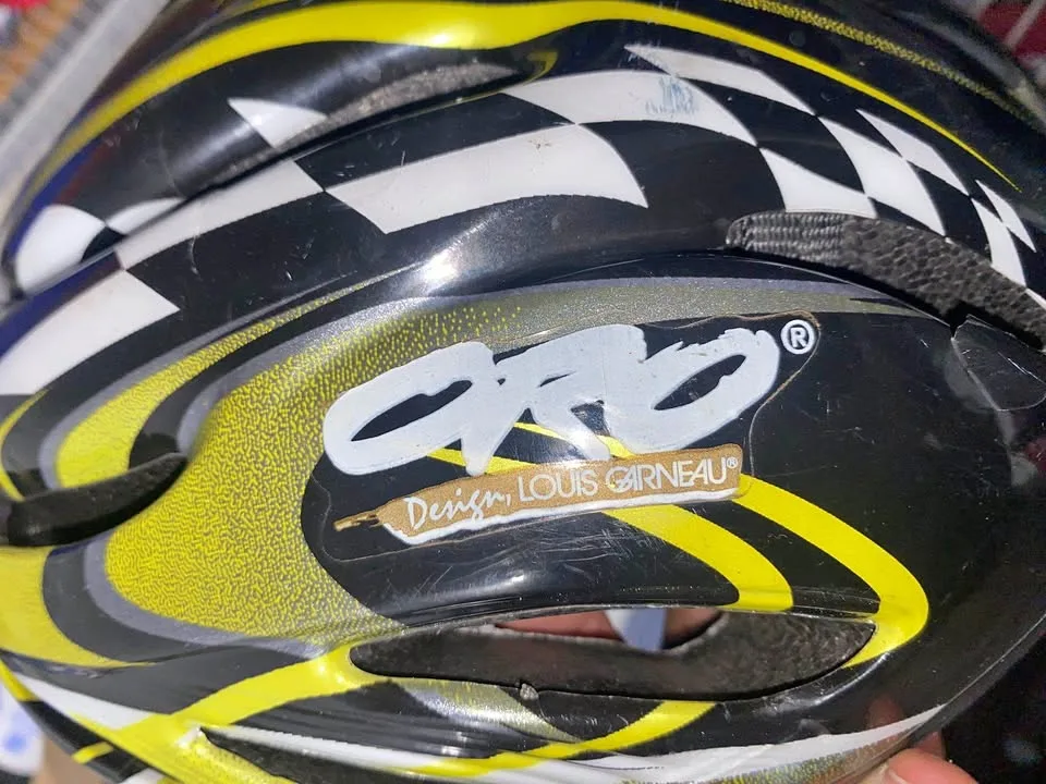 Bike helmet thumbnail