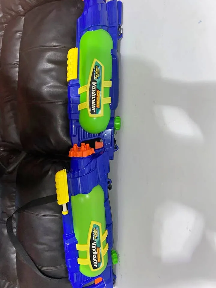 Water blasters thumbnail