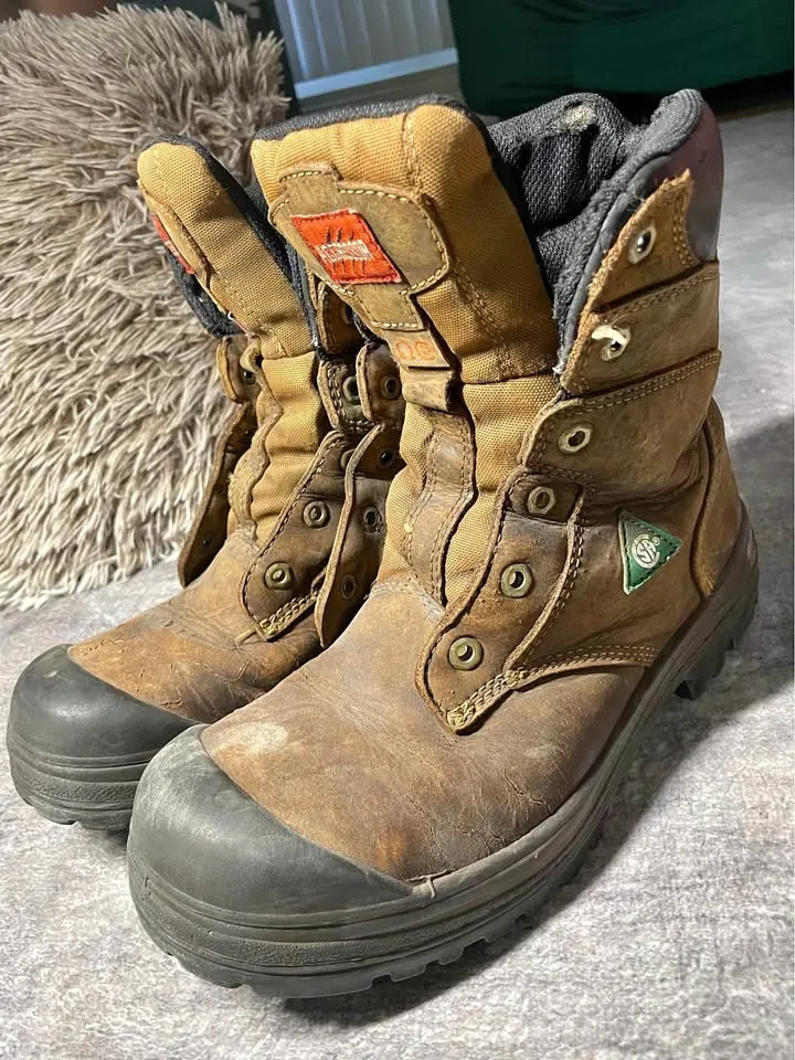 Safety boos steel toe size 8.5 thumbnail
