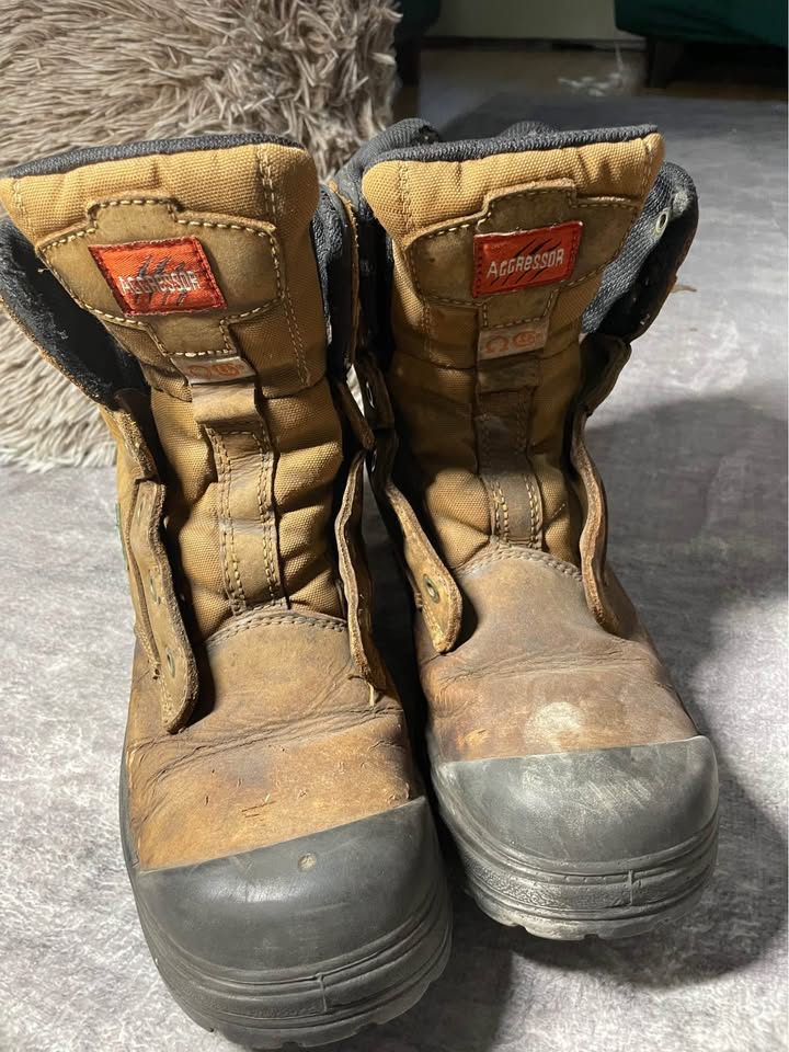 Safety boos steel toe size 8.5 - photo 4