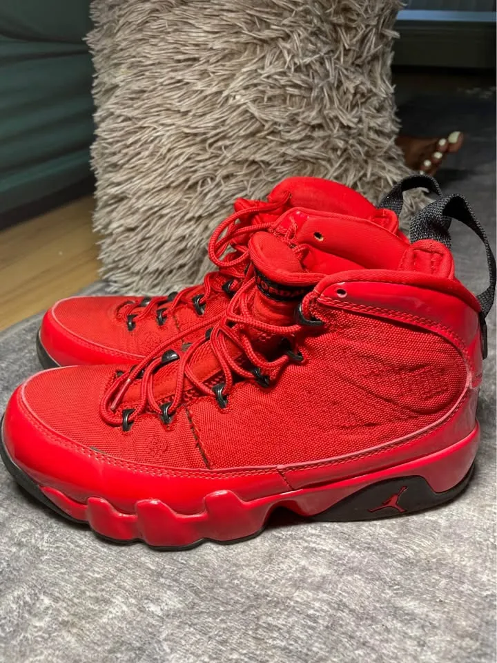 Jordan 9 size 8.5 No box Pick up downtown image indicator(3)