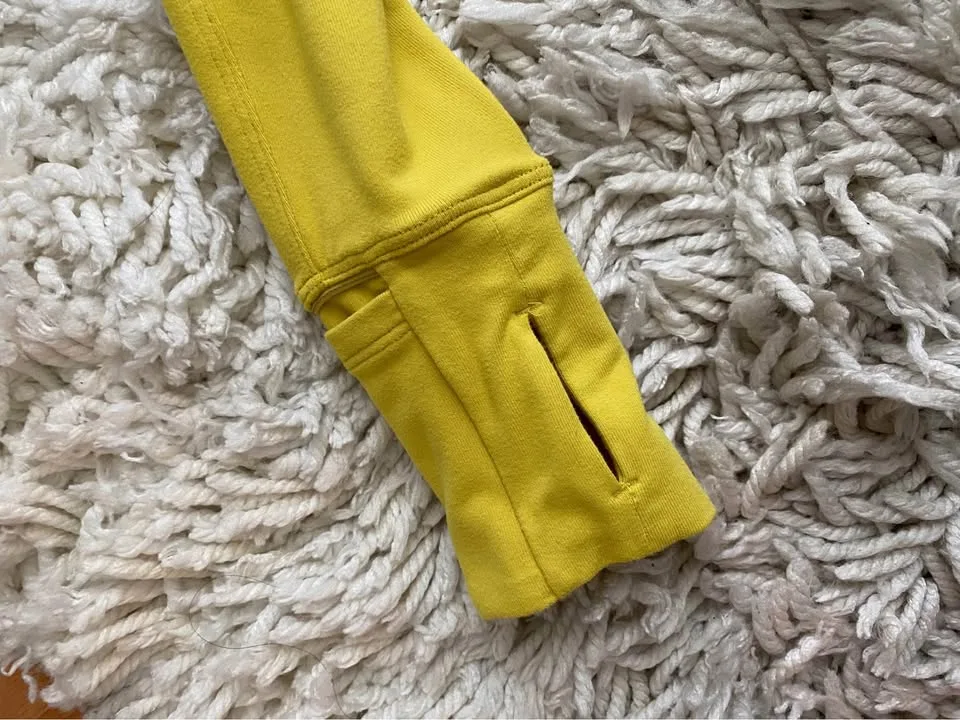 lululemon Runderful Long Sleeve - Size 4 image indicator(4)