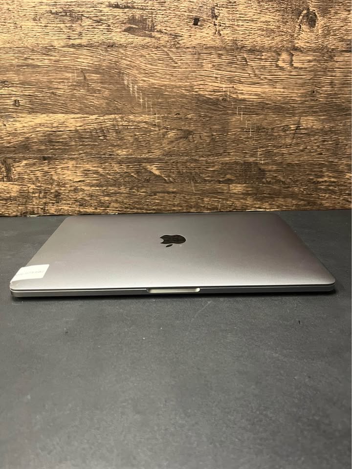 MacBook Pro Laptop 13” USB-C - Charger included - photo 5