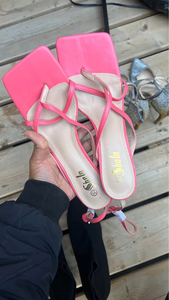 Women’s shoes - photo 4