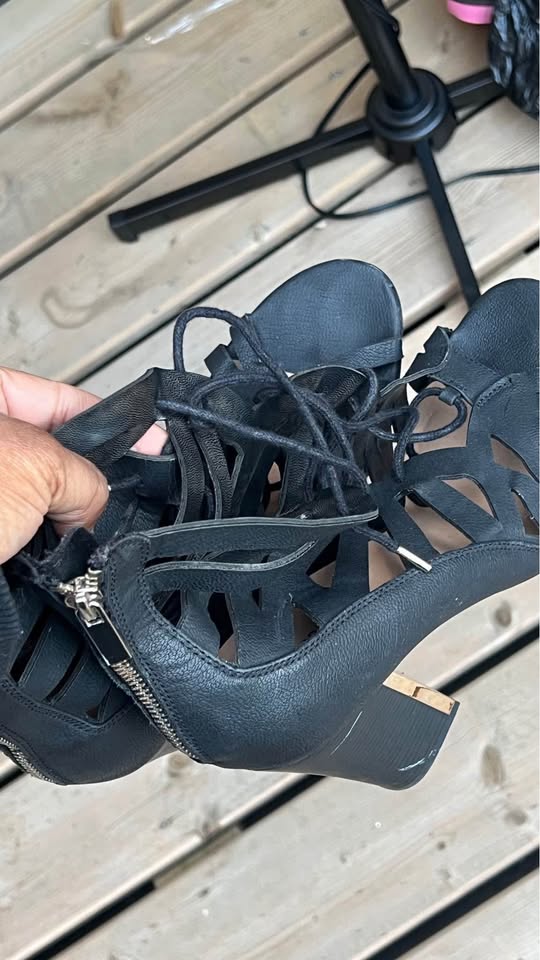 Women’s shoes - photo 5