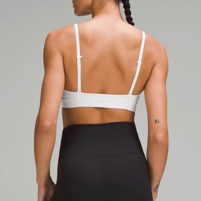 NWT Lululemon License to Train Triangle Bra Size 4 - photo 2
