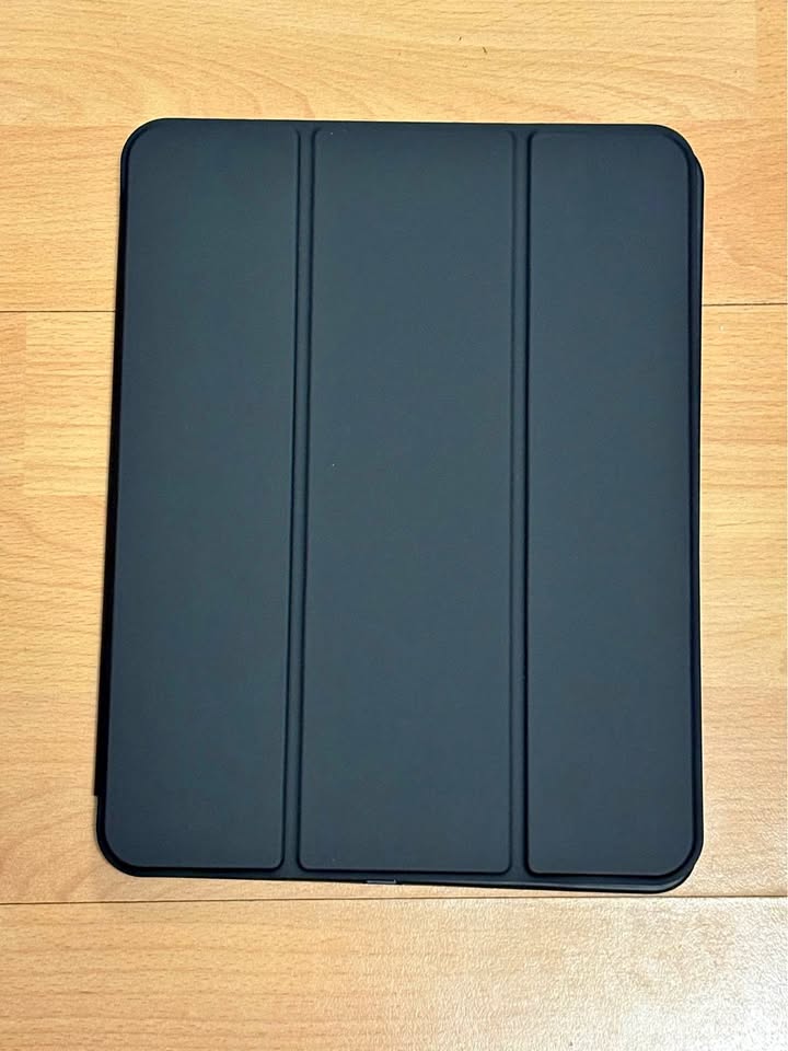 JETech Black iPad case