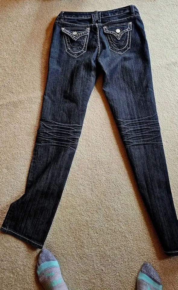 Ladies Black Denim Jean's image indicator(2)