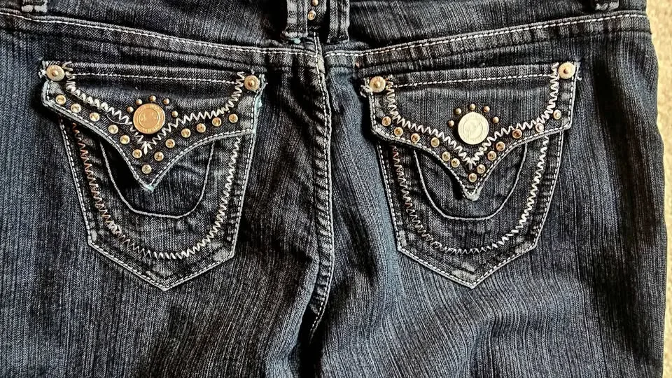 Ladies Black Denim Jean's image indicator(4)