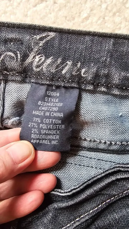 Ladies Black Denim Jean's image indicator(5)