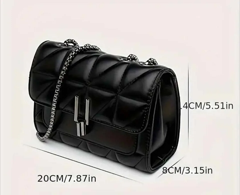 Brand new elegant and stylish women cross body bag ( firm price) image indicator(2)