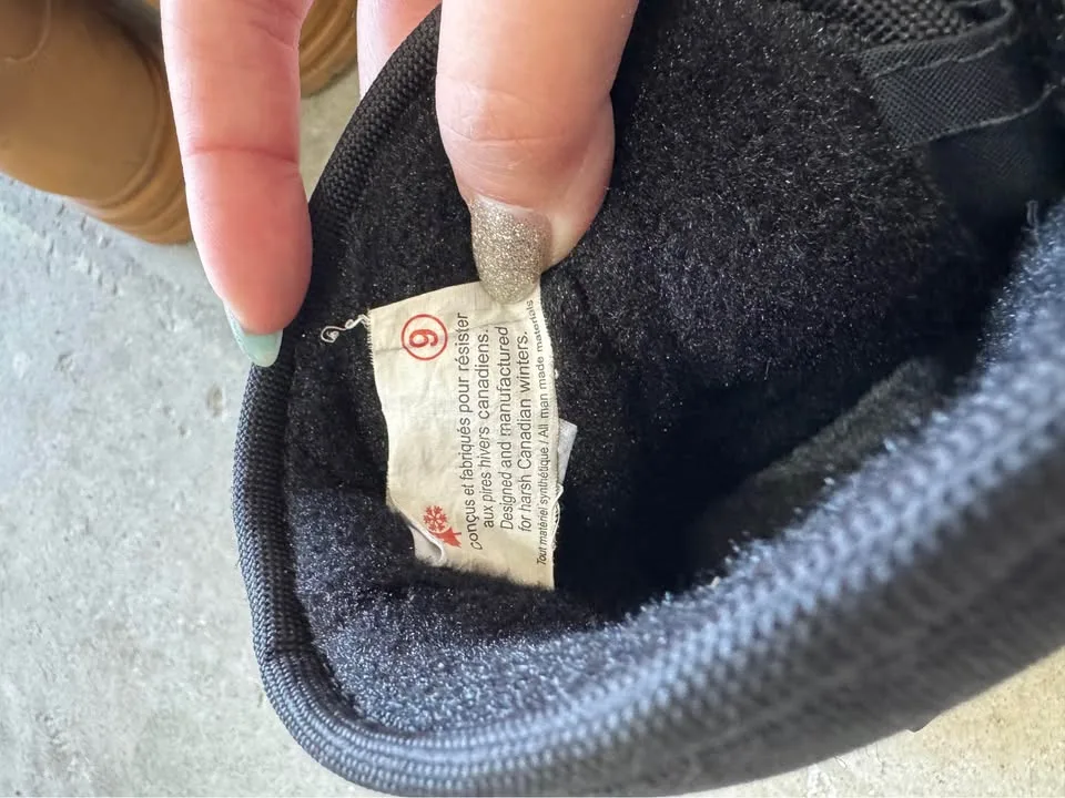 Stonz winter boots toddler size 9 image indicator(3)