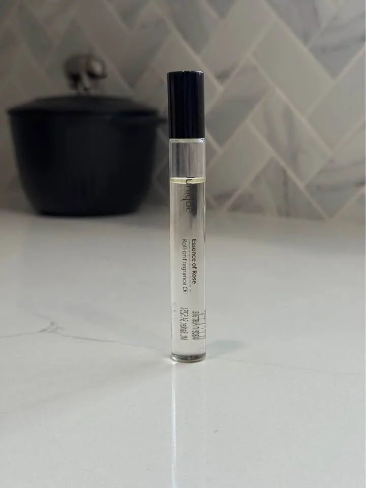 Jurlique rose fragrance oil 11ml image indicator(2)