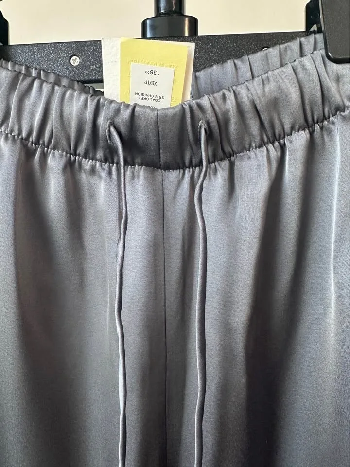 Aritzia Lodge Satin Pants Size XS NWT image indicator(6)