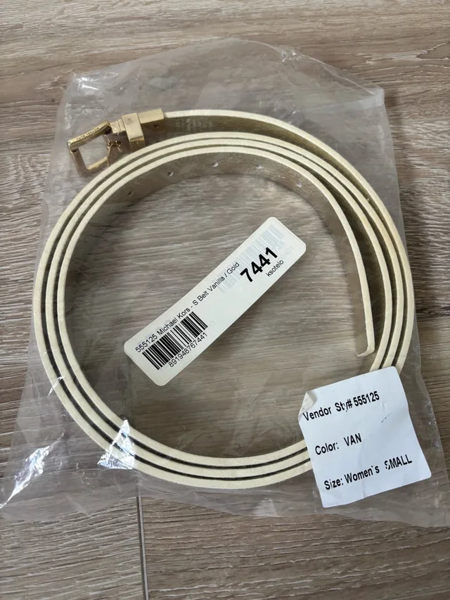 Michael Kors Cream & Gold Double-Sided Belt BNWT image indicator(6)