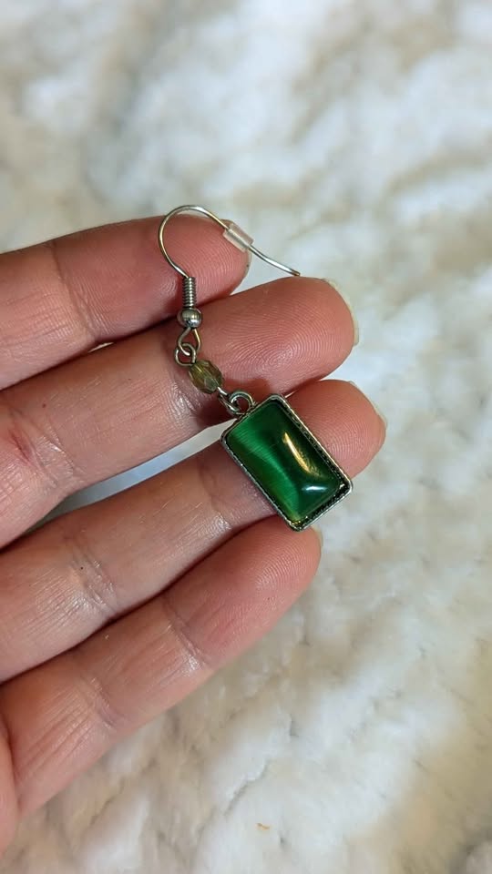 💚 Green Art Deco-Style Necklace & Earrings Set - photo 4