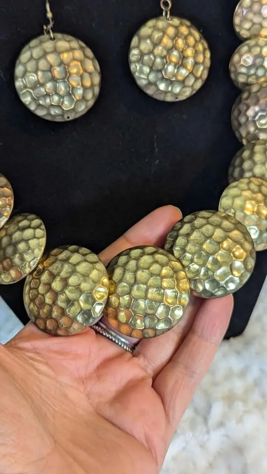 ✨ Vintage Hammered Metal Statement Necklace & Earrings Set image indicator(2)