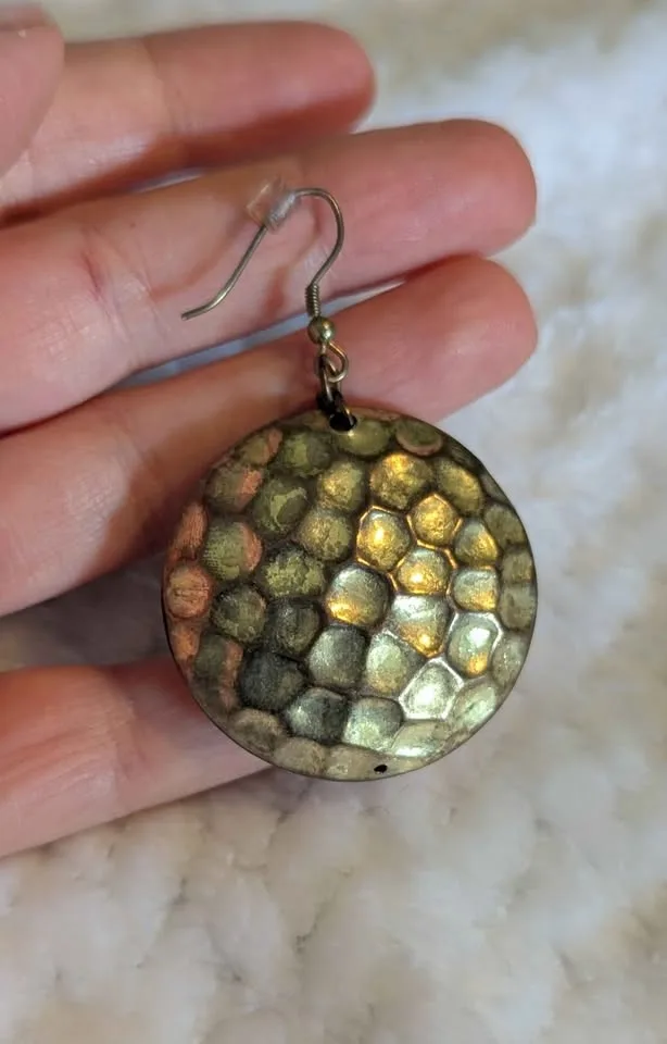 ✨ Vintage Hammered Metal Statement Necklace & Earrings Set image indicator(4)