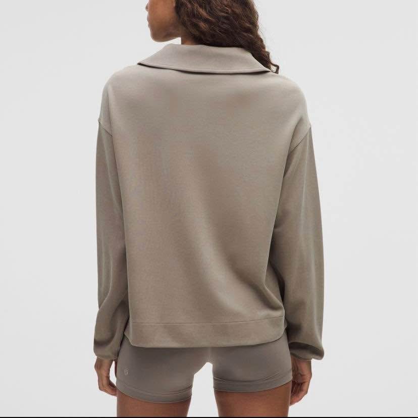 NWT Lululemon Softstreme Polo - XS, Warm Ash Grey - photo 2
