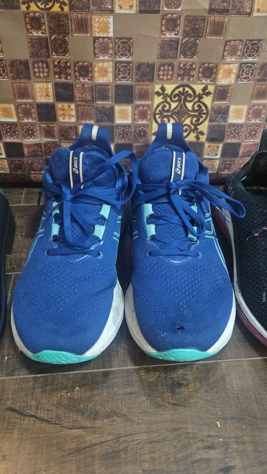 Men and women  shoes lot  and mny more. - photo 3