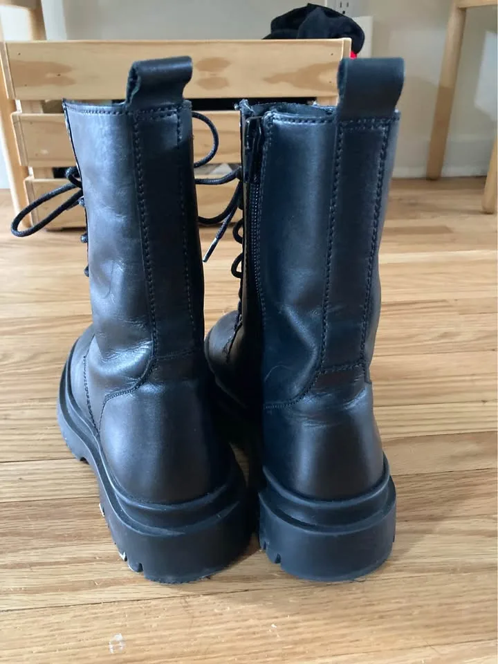 Zara Girls Black Vegan Leather Combat Boots - size 35 image indicator(6)
