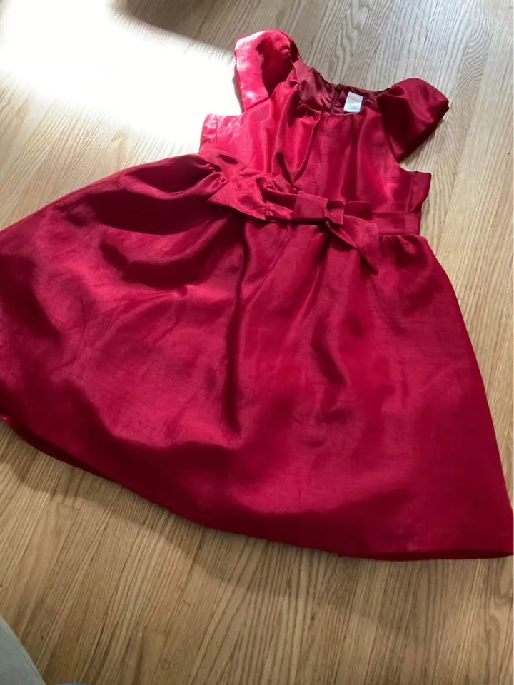 Fancy Girls Dress For Special Evenings! - size 8 image indicator(9)