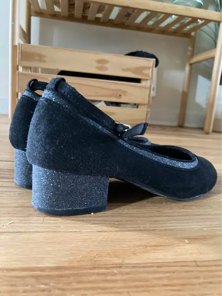 Girls Sparkly Kitten Heels - size 4 image indicator(3)