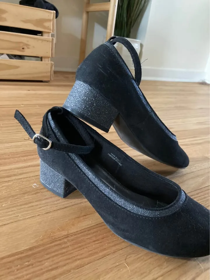 Girls Sparkly Kitten Heels - size 4 image indicator(4)