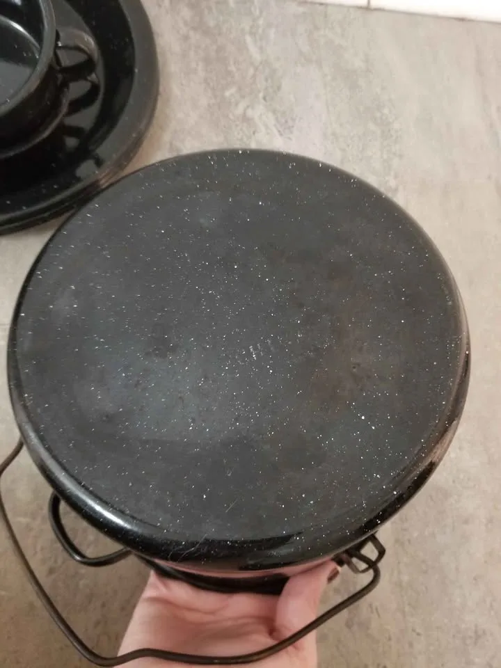 13 piece Enamel Cooking Campware Set image indicator(10)