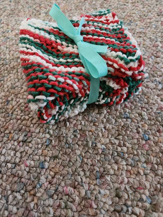 Handmade Kitted Dish cloths image indicator(8)