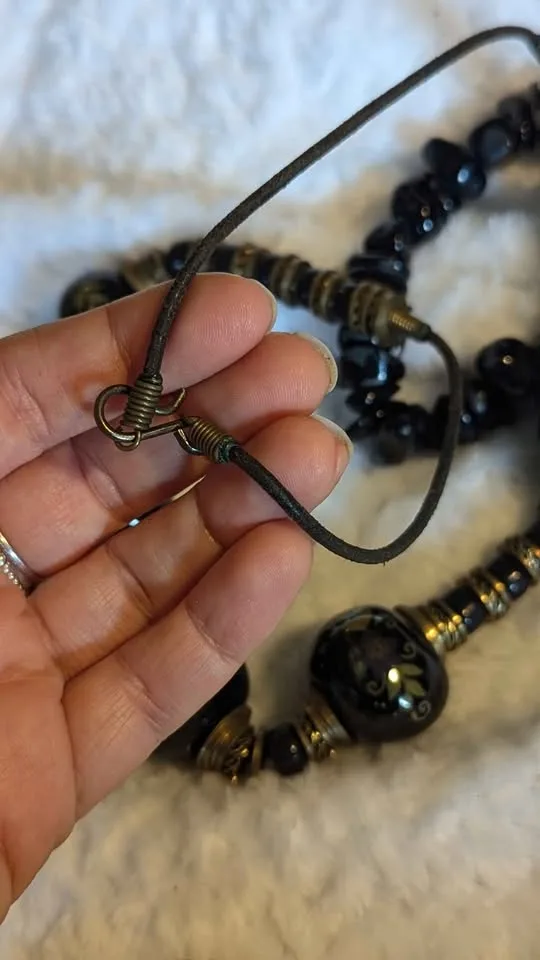 🖤 Vintage Black & Brass Boho Necklace + Bracelet Set image indicator(4)