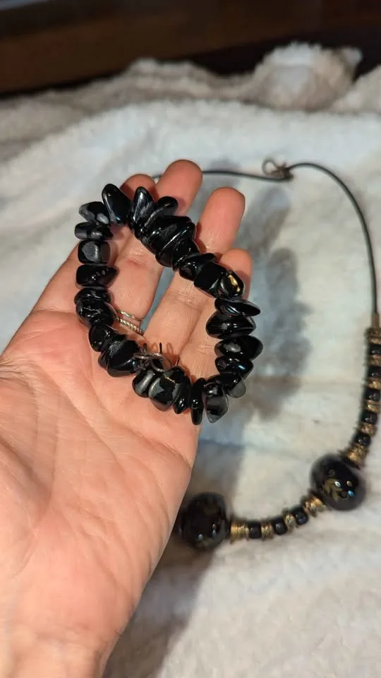 🖤 Vintage Black & Brass Boho Necklace + Bracelet Set image indicator(5)