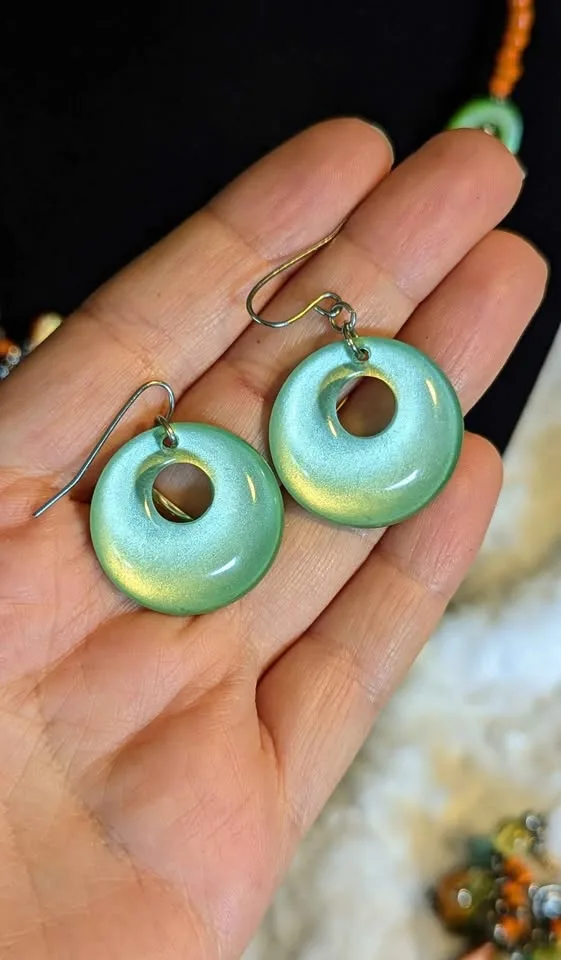 🍂 Tréska Handcrafted Beaded Necklace & x2 Earrings Set image indicator(4)