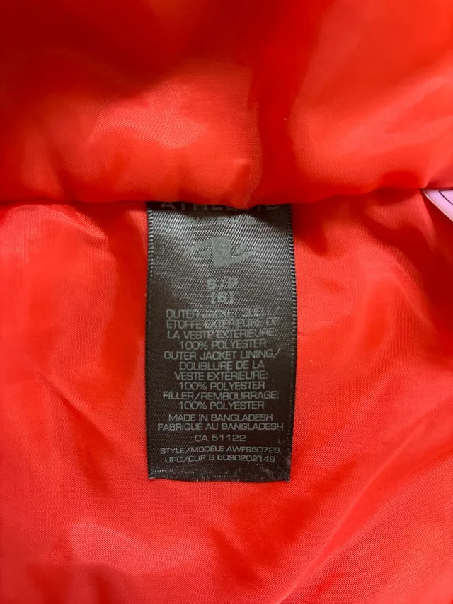 2 in 1 Convertable Winter Jacket w/ Light Jacket Insert- size S image indicator(10)