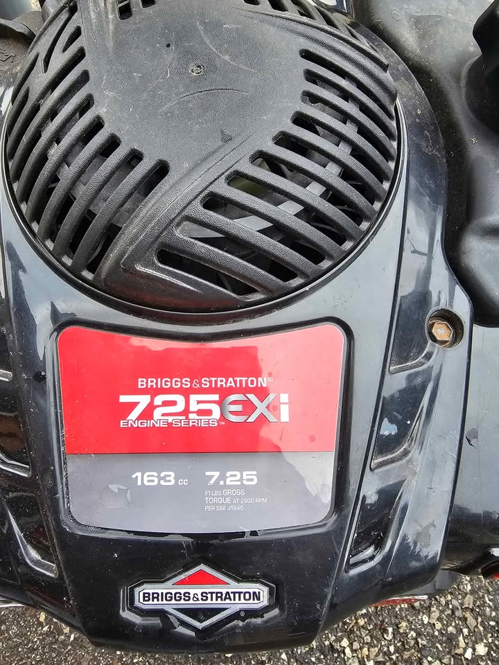 Gas Power Washer - photo 2