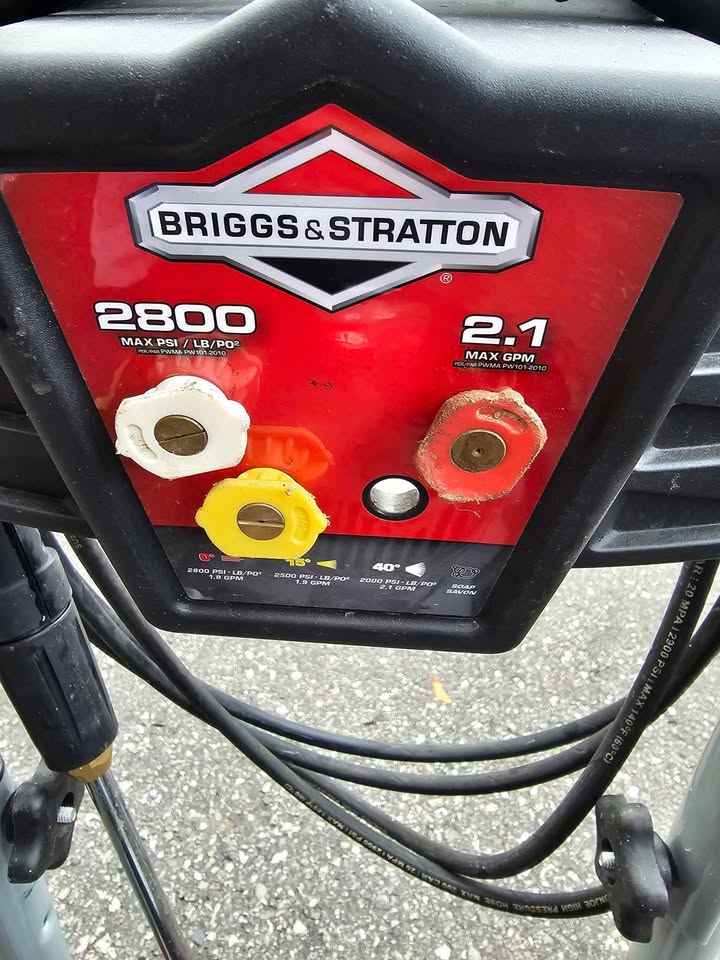 Gas Power Washer - photo 3