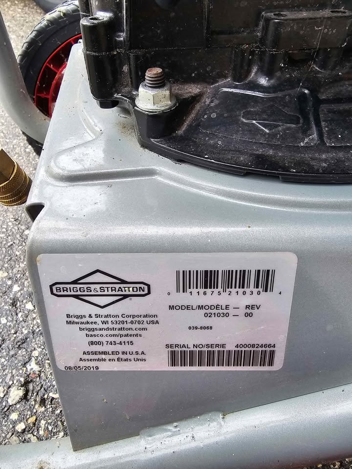 Gas Power Washer - photo 4