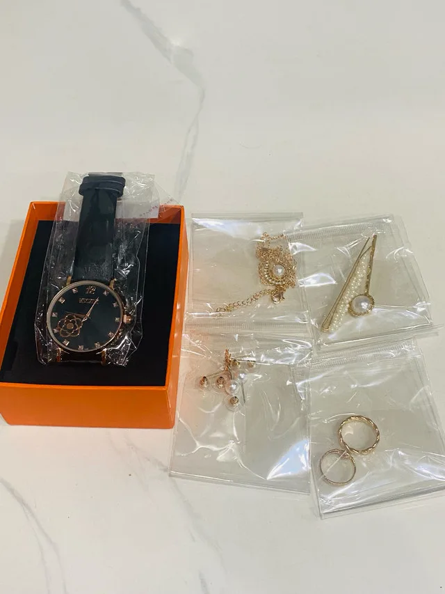 Brand new Gift Set! image indicator(2)