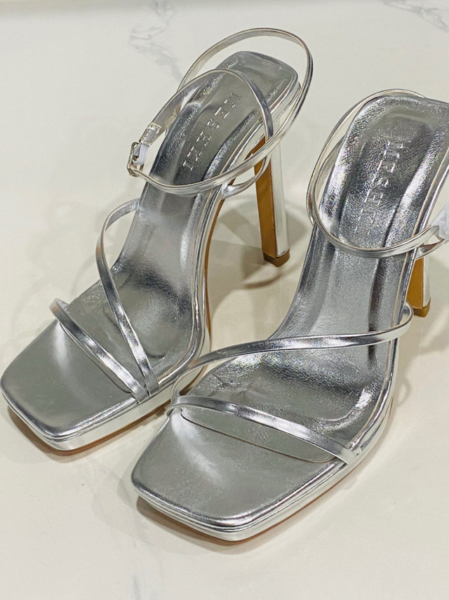MESHKI Silver Heels! Size 6.5 - photo 4