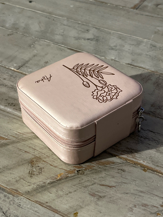 Jewellery Box- custome made with name Asha! - photo 3