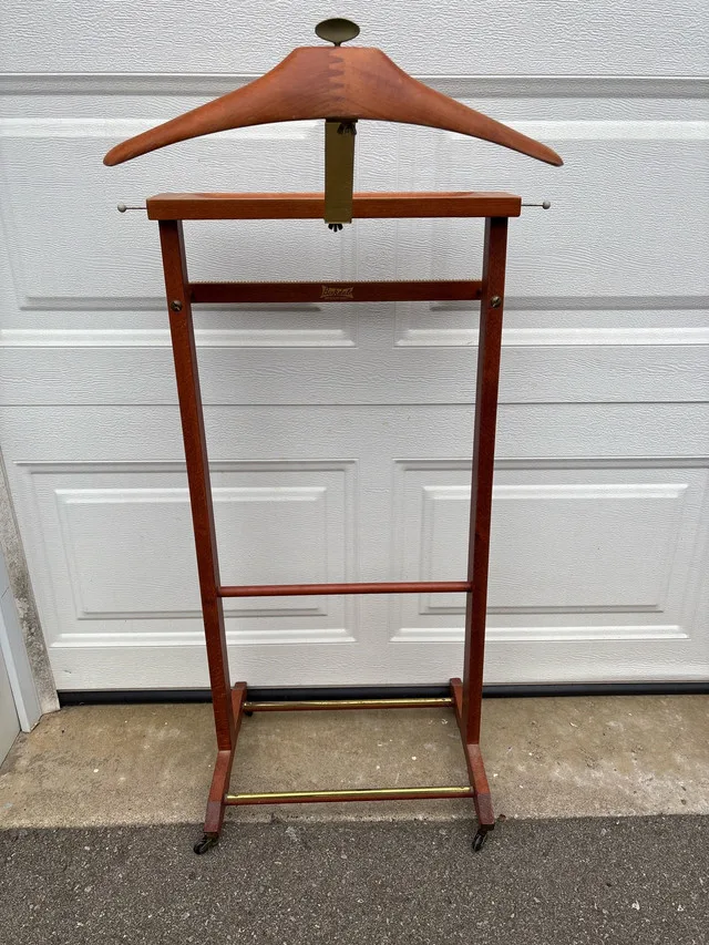 vintage Birkdale Valet Eatons of Canada image indicator(2)